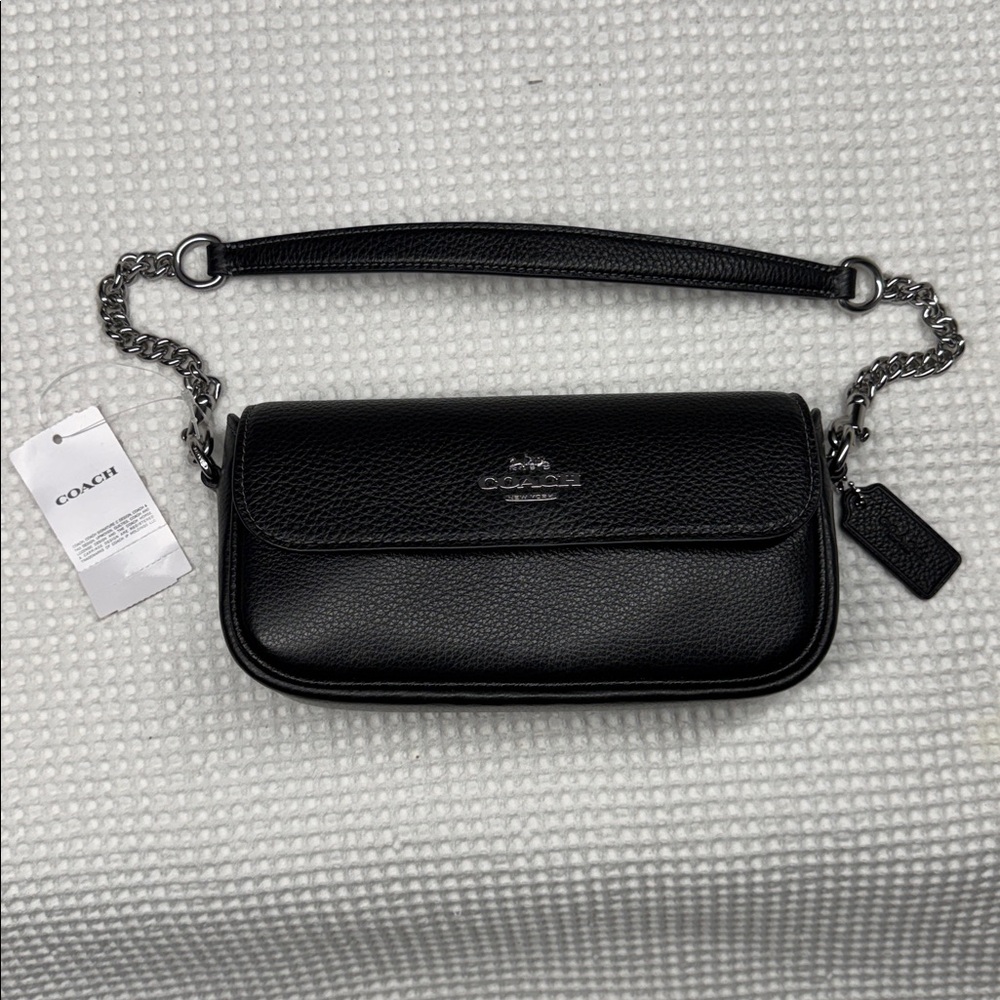 COACH - CAN72 Black Pebbled Leather Clutch with Silver Chain Strap - 2x5x8 NWT